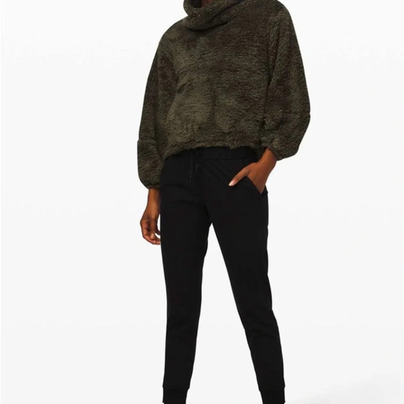 LULULEMON Warmth Restore Dark Olive Green fleece Sherpa XS/S pullover pocket - Picture 3 of 8